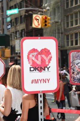 「DKNY」新香水ローンチイベント、NYで開催 「DKNY」新香水ローンチイベント、NYで開催