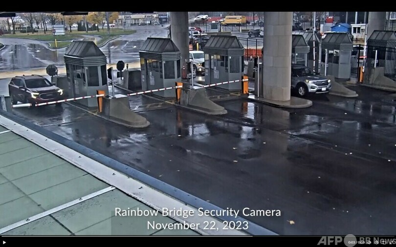 米加国境の橋で車爆発、2人死亡 当局は「テロ」否定