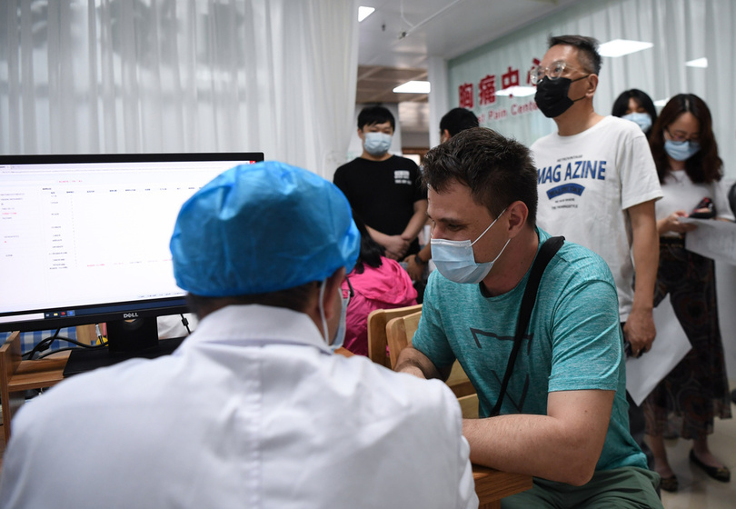 新型コロナ、中国本土で新たに15人感染確認 すべて輸入症例