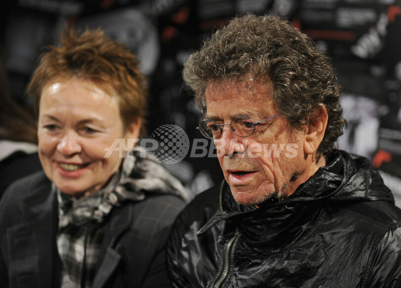 ルー・リードとローリー・アンダーソン、「犬のためのライブ」開催へ