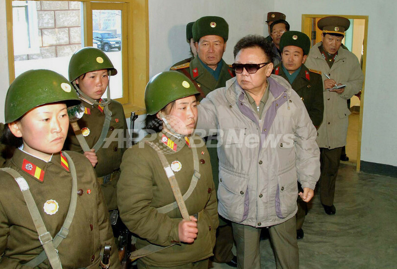 朝鮮中央通信社、金正日総書記の新しい写真を公開