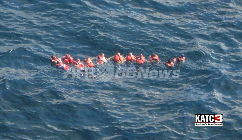 メキシコ湾で原油掘削施設が爆発