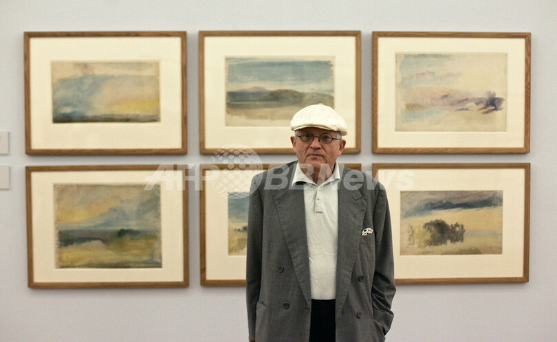 デイヴィッド・ホックニー、作品制作に大勢を動員する巨匠ハーストを批判