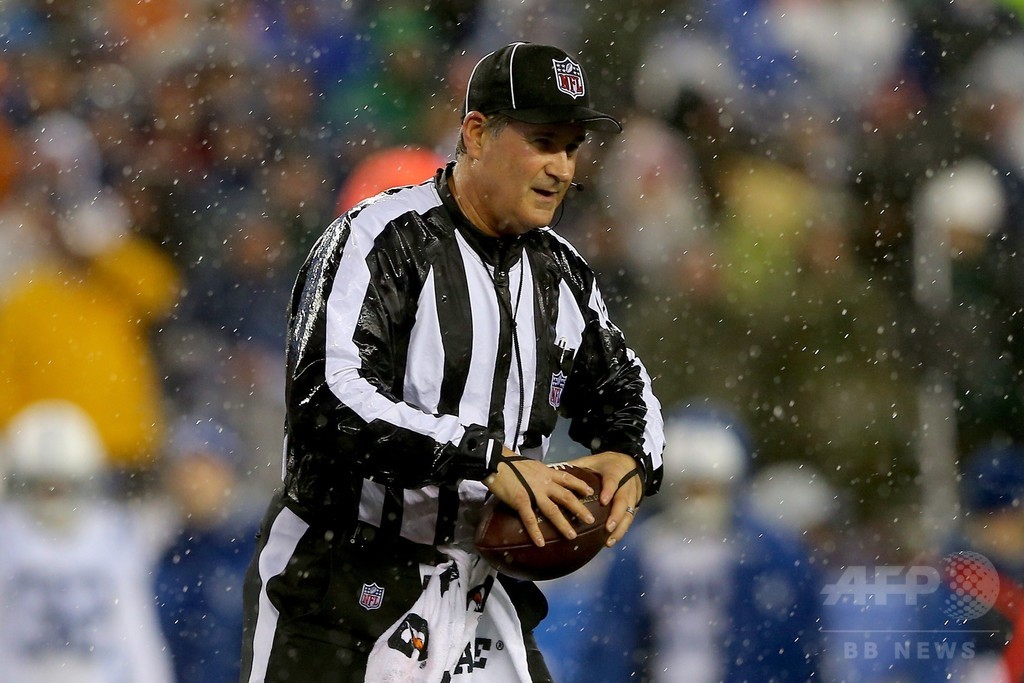 ペイトリオッツに「ボールの空気を抜いた」疑惑が浮上、NFLが調査へ ペイトリオッツに「ボールの空気を抜いた」疑惑が浮上、NFLが調査へ