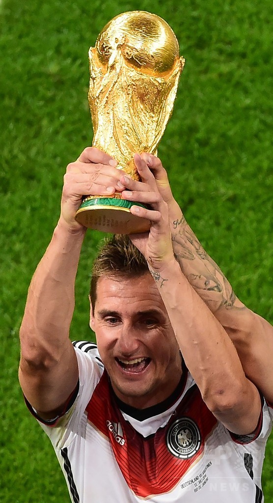 W杯最多得点記録のクローゼが現役引退、ドイツ代表のコーチに W杯最多得点記録のクローゼが現役引退、ドイツ代表のコーチに