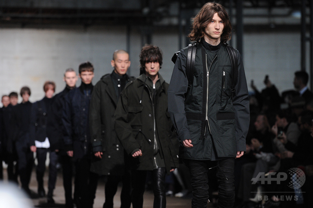 「ディーゼル ブラック ゴールド」バイク・メッセンジャーにインスパイアされた16年秋冬メンズコレクション