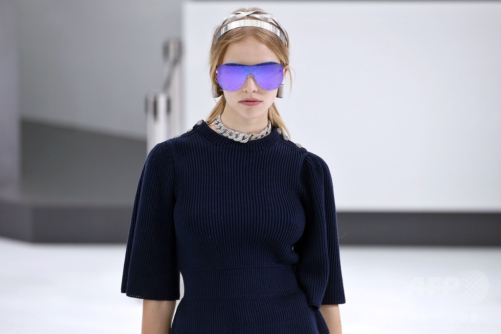 「シャネル」16年春夏コレクション