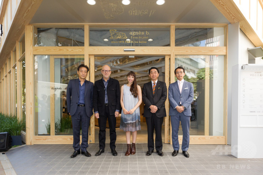 「アニエスベー」銀座店オープニングに豊田エリー登場