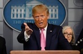 米ホワイトハウスで、新型コロナウイルス流行について記者会見するドナルド・トランプ大統領（2020年2月26日撮影）。(c)Andrew CABALLERO-REYNOLDS / AFP
