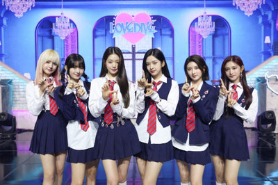 IVE、各種音源チャート1位を席巻…TikTok人気検索など熱い人気 – KOREA WAVE