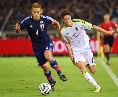 日本はベネズエラと引き分け、ミスから2失点