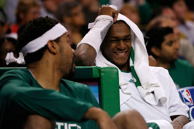 セルティックス3連勝 ファイナル進出に王手、NBAプレーオフ