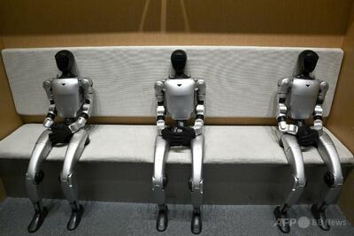 散歩中の女性、人型ロボットに驚いて入院 マカオ