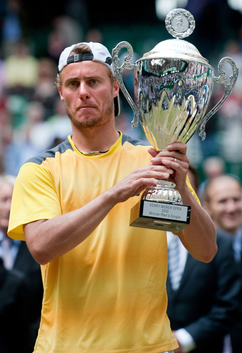 ヒューイット フェデラーを破り初優勝、ゲリー・ウェバー・オープン