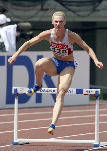 ペチョンキナ 女子400メートルハードル準決勝に進出