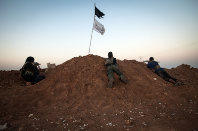 「米国の軍事介入は厳しい結果を招く」、シリア問題でイランが警告