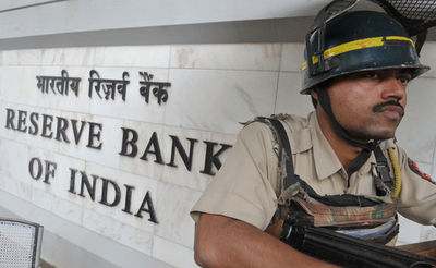 インドが追加利上げ、インフレ抑制狙う