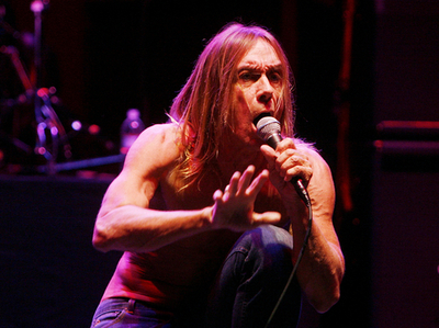 イギー・ポップ・アンド・ザ・ストゥージズ、ロサンゼルス公演を行う - 米国