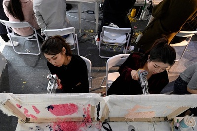 手芸でストレス解消 「タフティング」にはまる若者たち 中国