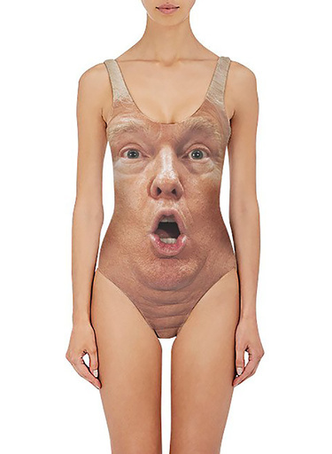 ビーチの主役はこれで決まり？ リアルな「トランプ水着」が話題