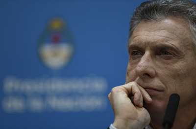 アルゼンチン・ペソ急落、大統領予備選で現職敗北