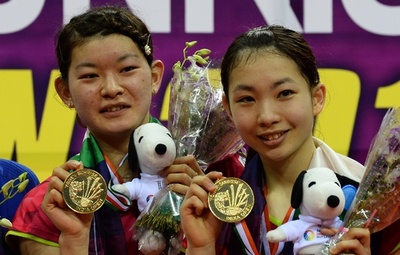 高橋/松友組が女子ダブルスで優勝、インド・オープン