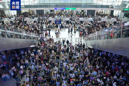 国慶節連休初日 中国の鉄道旅客輸送は延べ2480万人に