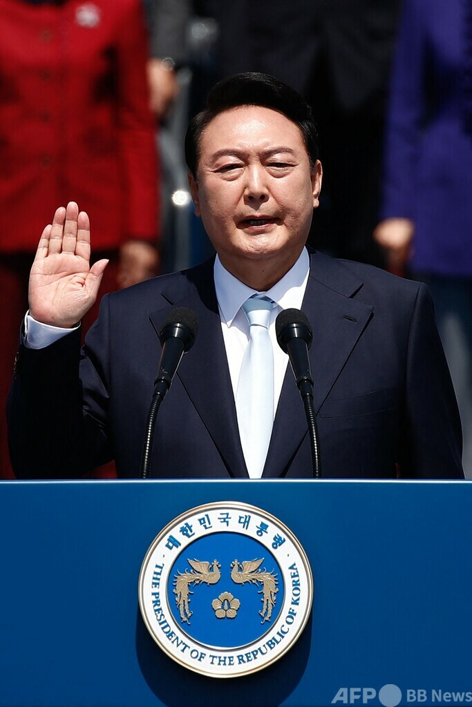 北朝鮮は「完全な非核化」を 韓国新大統領が就任演説