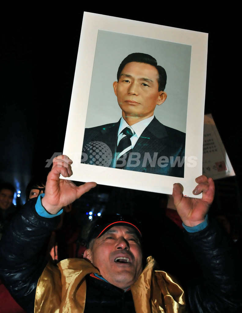 朴槿恵氏が大統領選に勝利、韓国初の女性大統領誕生へ