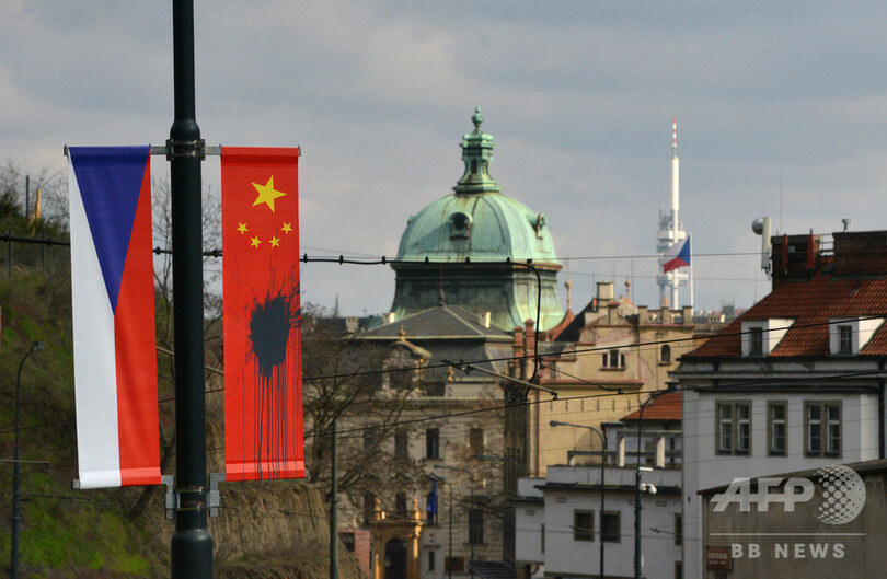 中国がチェコを脅迫、台湾訪問団の派遣中止迫る