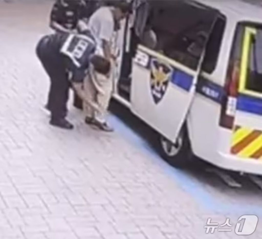 金をやるから見逃して」韓国・仮想通貨詐欺で1300人を騙した「逃亡5年」男の末路 写真枚 国際ニュース：AFPBB News