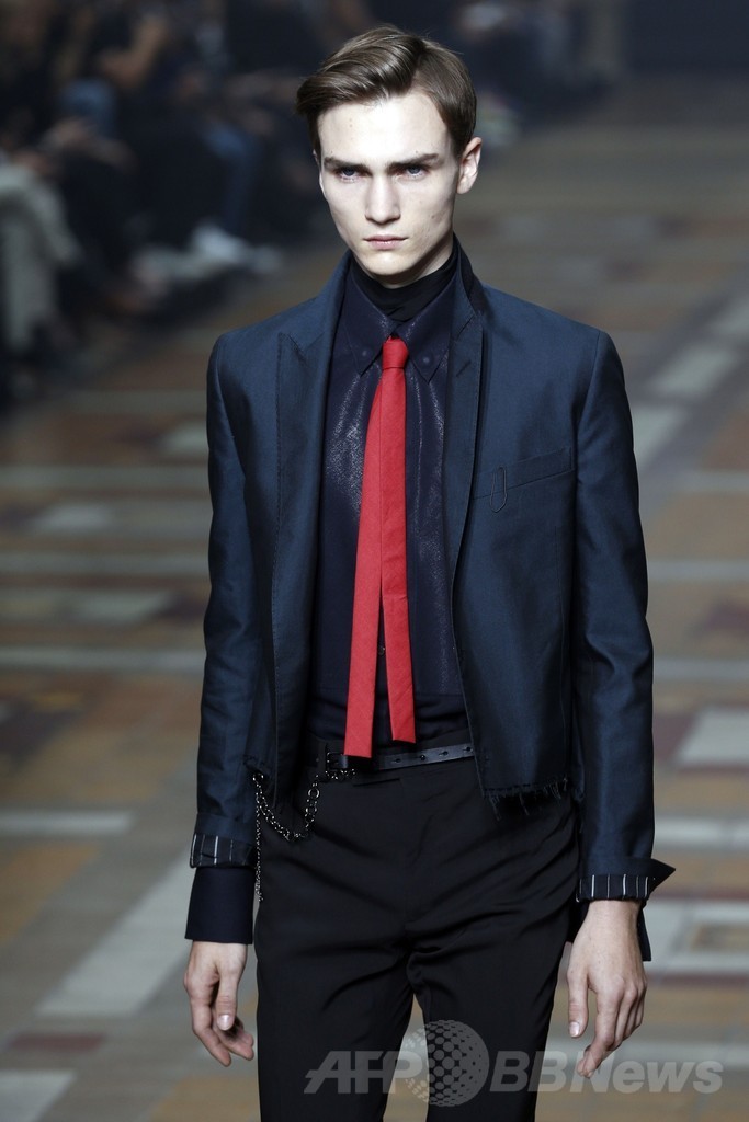 軽さと快適さがキーワード、「ランバン」15年春夏メンズ