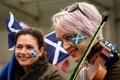 英スコットランドのエディンバラで行われた独立支持派のデモ行進の参加者ら（2019年10月5日撮影）。(c)Andy Buchanan / AFP