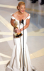 2007年9月16日、「第59回プライムタイム・エミー賞（59th Primetime Emmy Awards）」で『%%Grey’s Anatomy%%』でドラマ・シリーズ部門の助演女優賞（%%Outstanding Supporting Actress in a Drama Series%%）を受賞したのキャサリン・ヘイグル（%%Katherine Heigl%%）。(c)AFP/Getty Images Vince Bucci