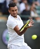 テニス、ウィンブルドン選手権、男子シングルス3回戦。リターンを打つニック・キリオス（2016年7月3日撮影）。(c)AFP/GLYN KIRK