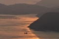 日の出を迎えた中国福建省・霞浦県（2019年12月12日撮影）。(c)HECTOR RETAMAL / AFP