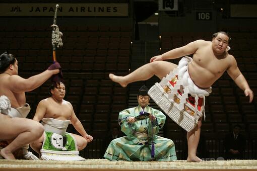 新横綱・豊昇龍が誕生 「気魄一閃の精神で精進」 朝青龍のおい