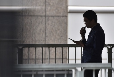 中国政府、電子たばこの規制強化へ