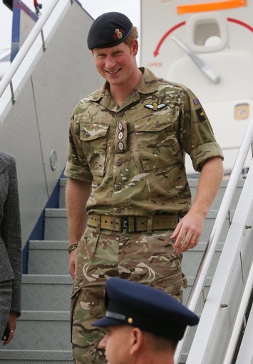 ヘンリー英王子、軍の一時任務で豪に到着