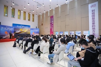 卒業生の8割が海外へ？ 中国の名門大学が反論、真相を説明