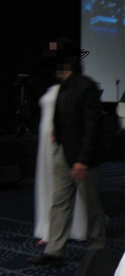 「花嫁が2人？」…韓国・結婚式に“白ドレス”で現れた「友人の彼女」に新婦激怒