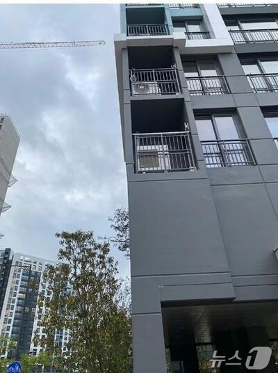 韓国「欠陥だらけ」の新築マンション、外壁が傾き、骨組み曲がり、ほかにも…