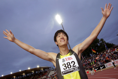 リュウ・ショウ 110メートルハードルを制す