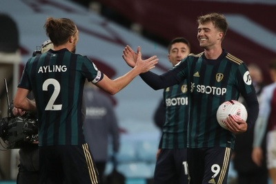 リーズがバンフォードのハットで勝利、ビラは開幕5連勝ならず