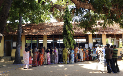 スリランカ地方選、タミル系政党が元内戦地域で圧勝