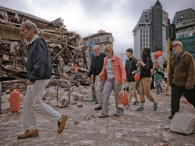 ニュージーランドでM6.3の地震、懸命の救助作業続く