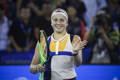 好調オスタペンコが女王ムグルサを撃破、武漢OP準決勝へ