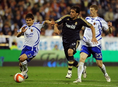 サラゴサ レアル・マドリードと引き分け降格圏内に