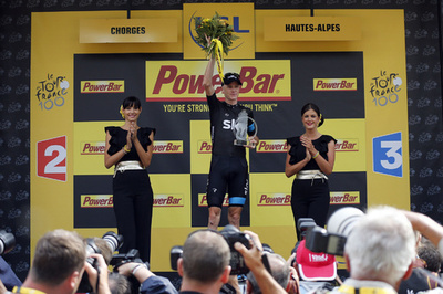 フルームがコンタドール抑え個人TT制す、総合首位も堅持 ツール・ド・フランス