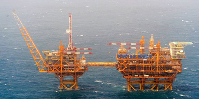 中国、東シナ海のガス田掘削に日本が抗議